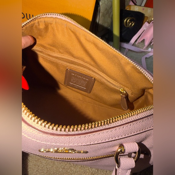 🌸 Coach Rowan Satchel Powder Pink Leather Crossbody Bag Gold Hardware - Picture 2 of 13
